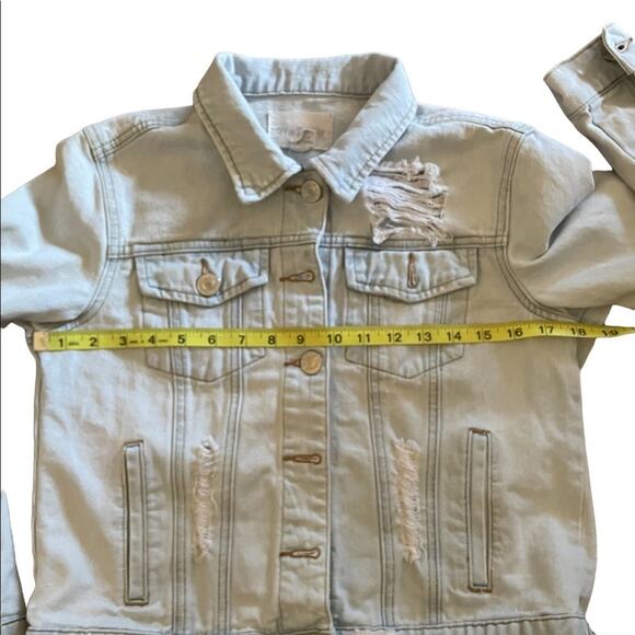 Sky and Sparrow Light wash Distressed Jean Jacket size medium - Picture 9 of 12